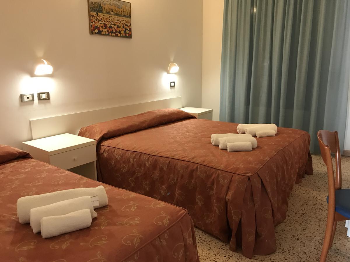 Hotel Riva 리미니 외부 사진