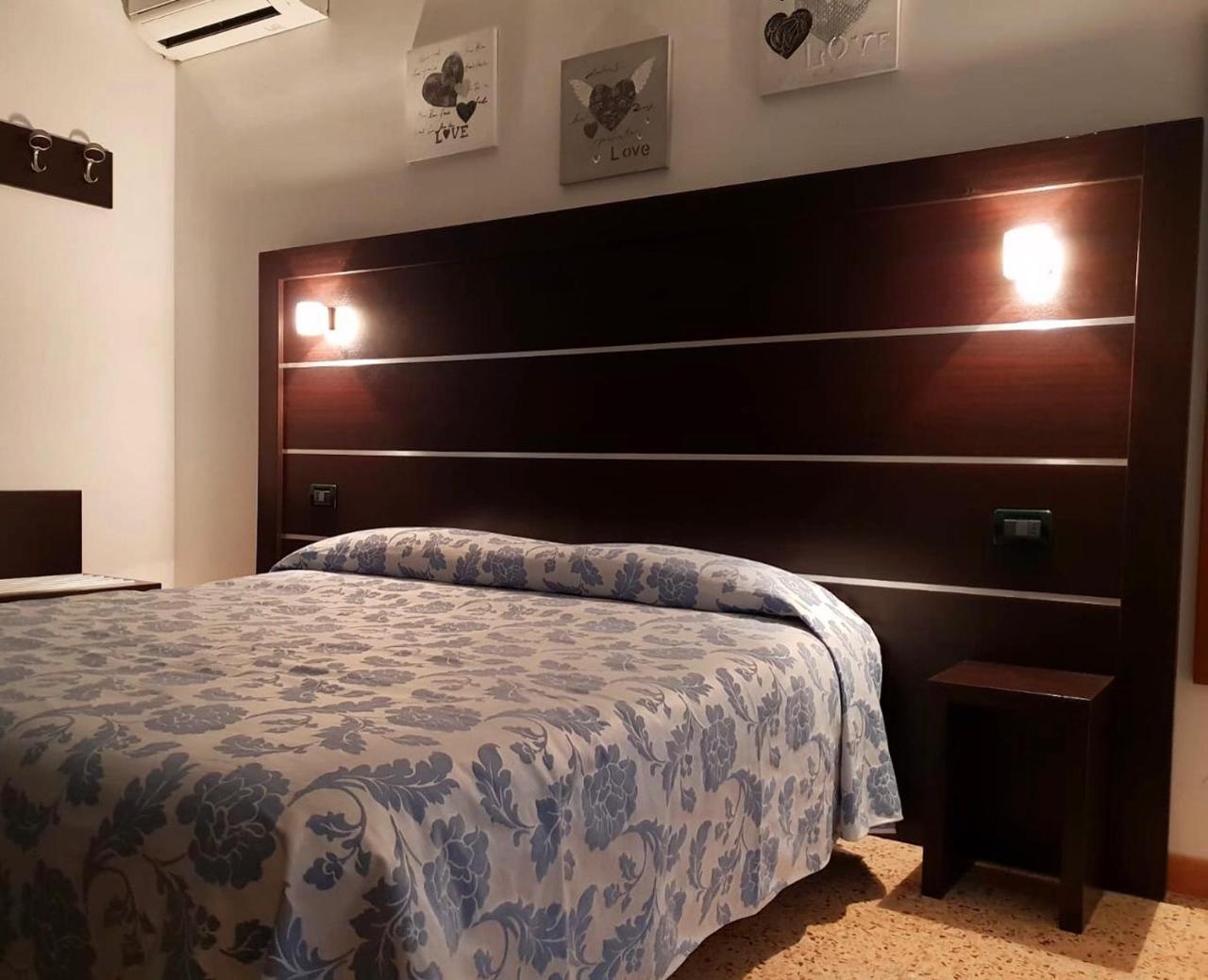 Hotel Riva 리미니 외부 사진